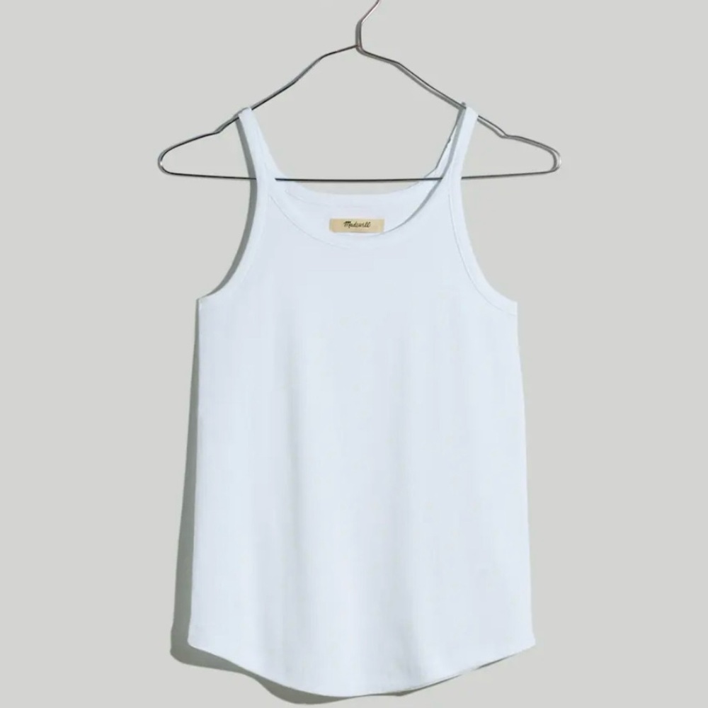 Supima® Rib '90s Tank
MAKE ME AN OFFER!!!